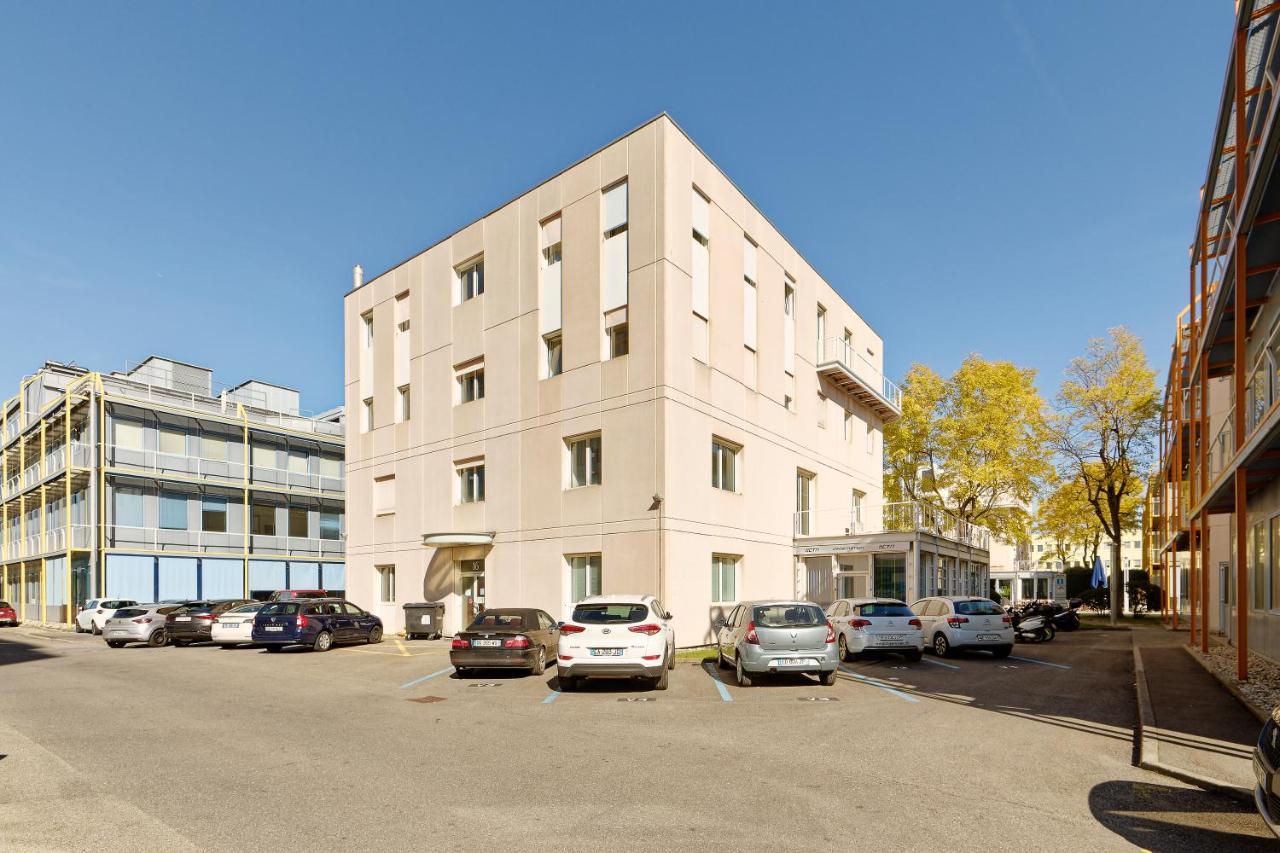 Les Chambres Du Ctn Plan-les-Ouattes Exterior foto